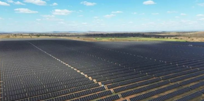 La mayor central fotovoltaica de Estados Unidos conectada a la red en Brasil