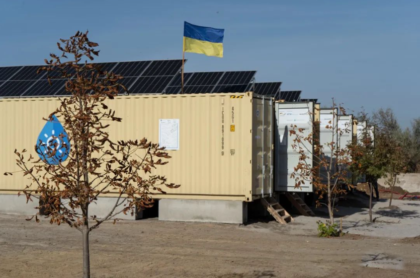 Una empresa alemana instala una planta desaladora de agua de mar con energía fotovoltaica en Ucrania